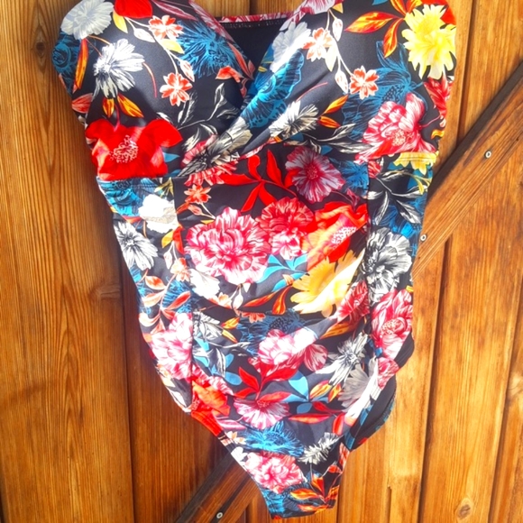 George floral print 1 pc swimsuit - Picture 4 of 7